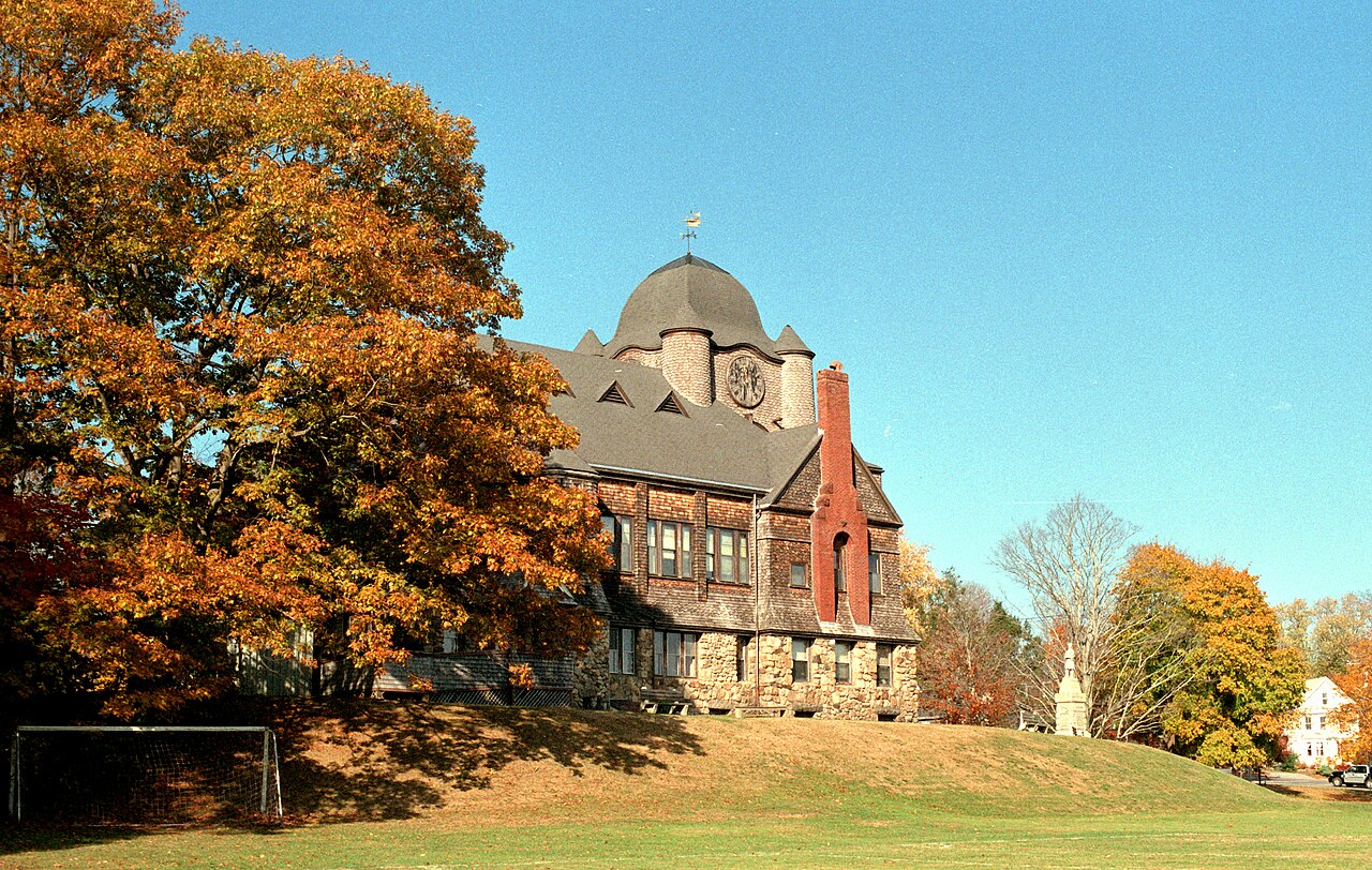 Essex Town Hall & TOHP Burnham Library. Essex, MA